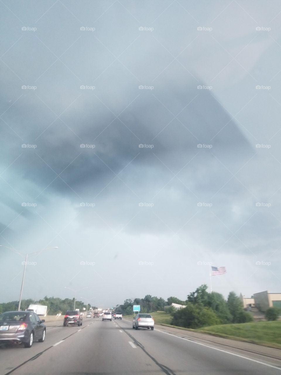 cloudy, overcast highway