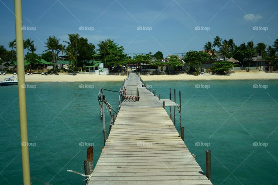 beach bridge sea empty by lanocheloca