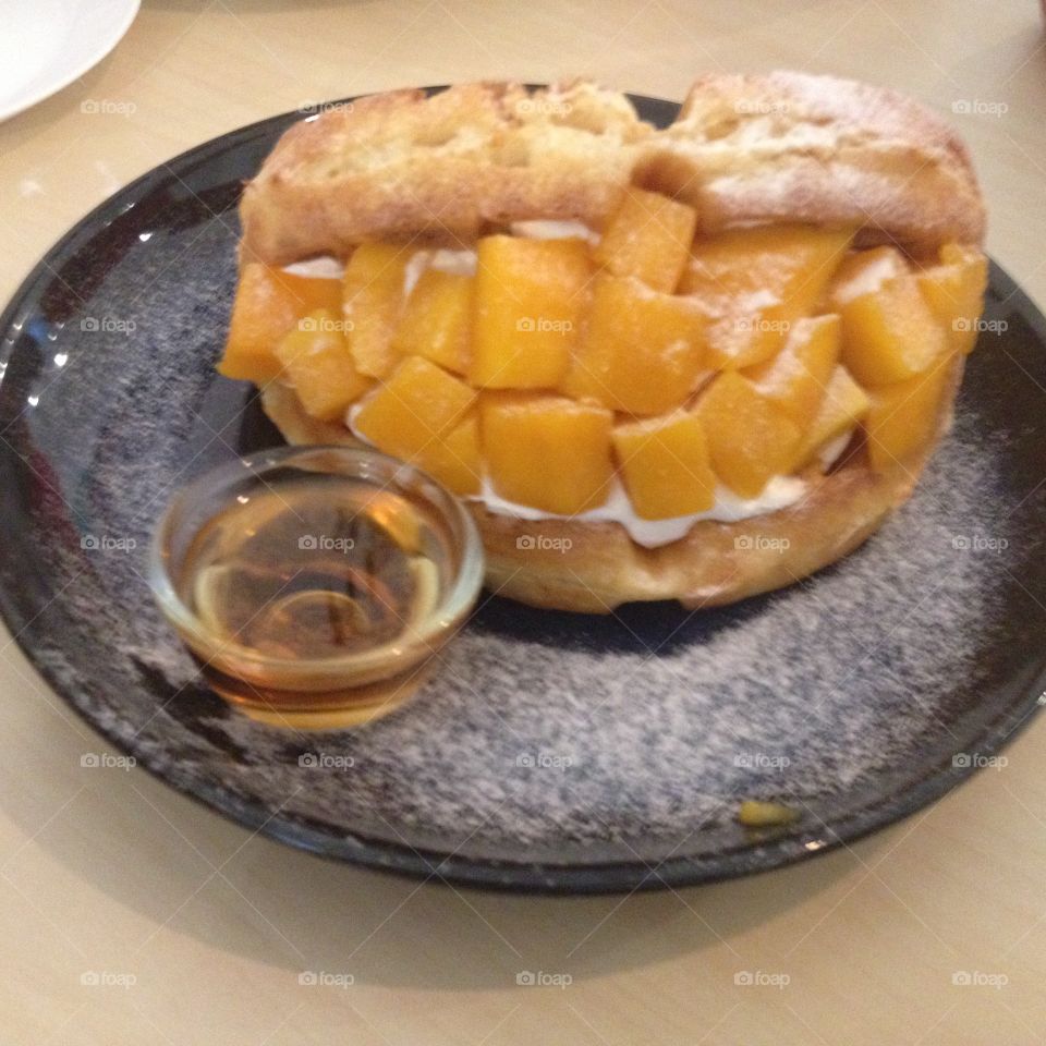 Mango waffle