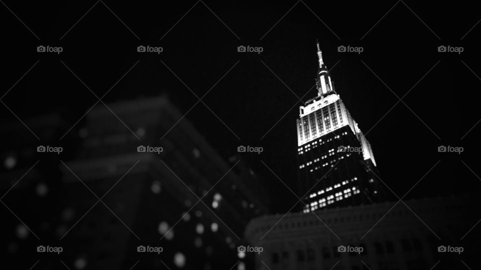 Empire state building at night 