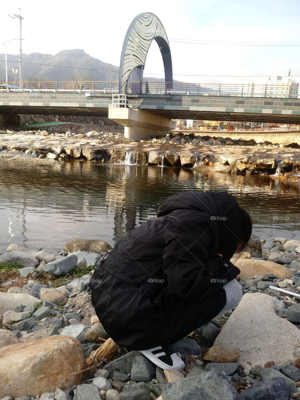 she never stop. she really have lots of patience just to find the stones that she likes.