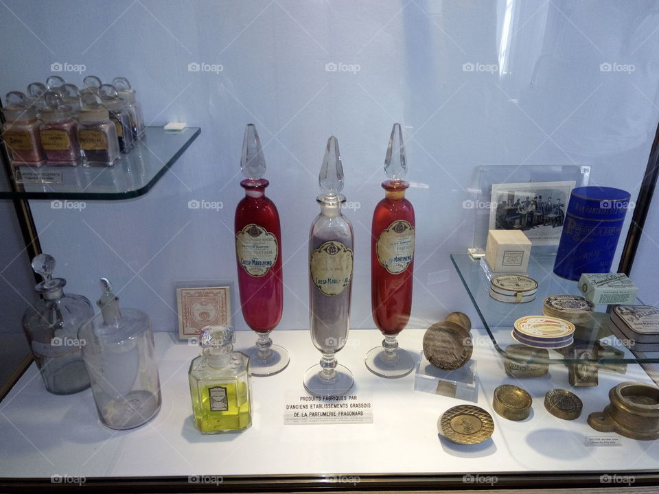 Old Fragonard Parfums