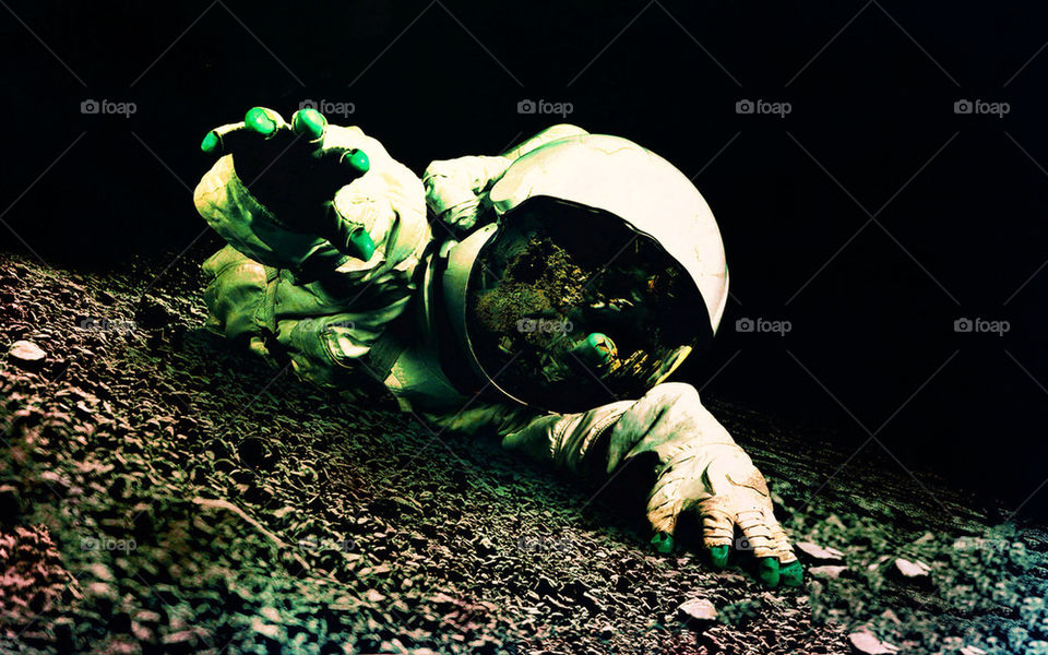 Become an last life astronaut