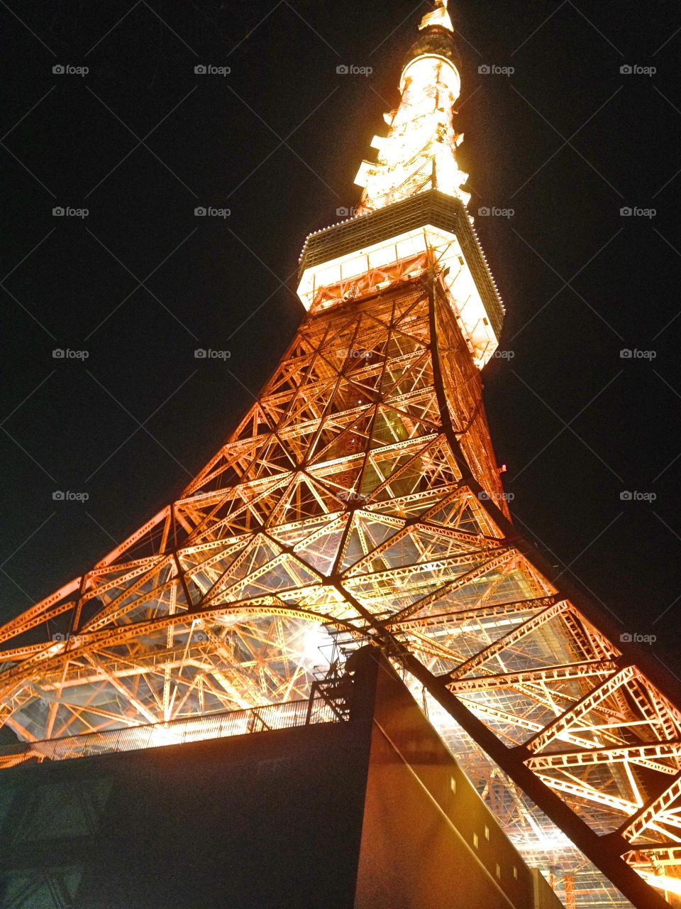 Nor the Eiffel Tower... actually is a shot from the Tokyo tower 