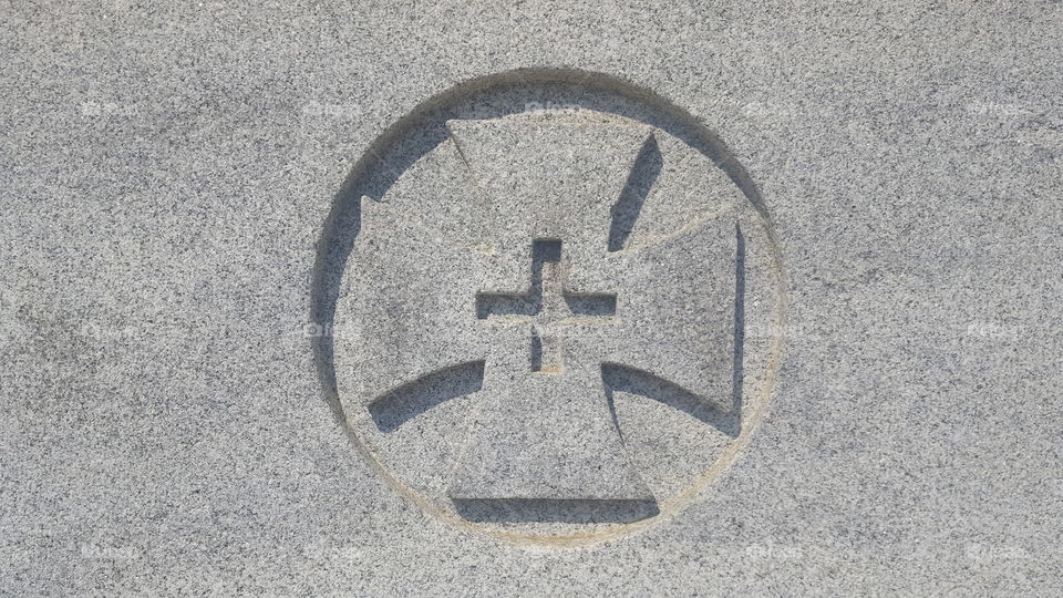 symbol from statue