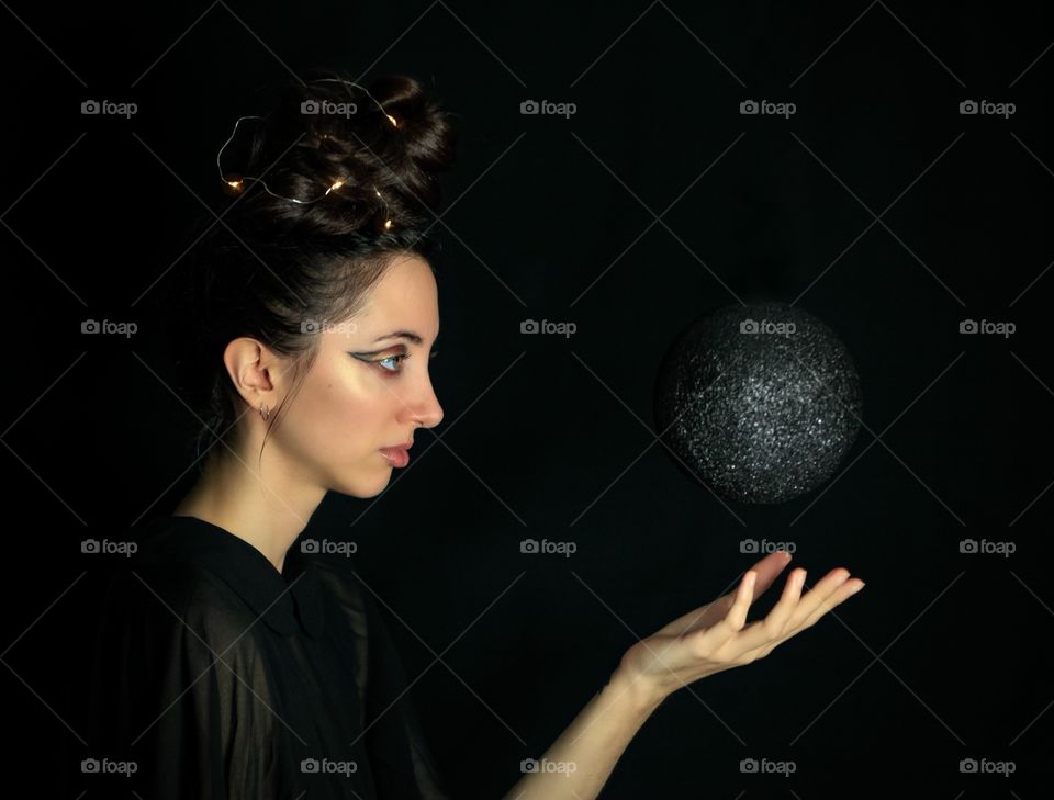 Goddess of Darkness, studio photography in New York 