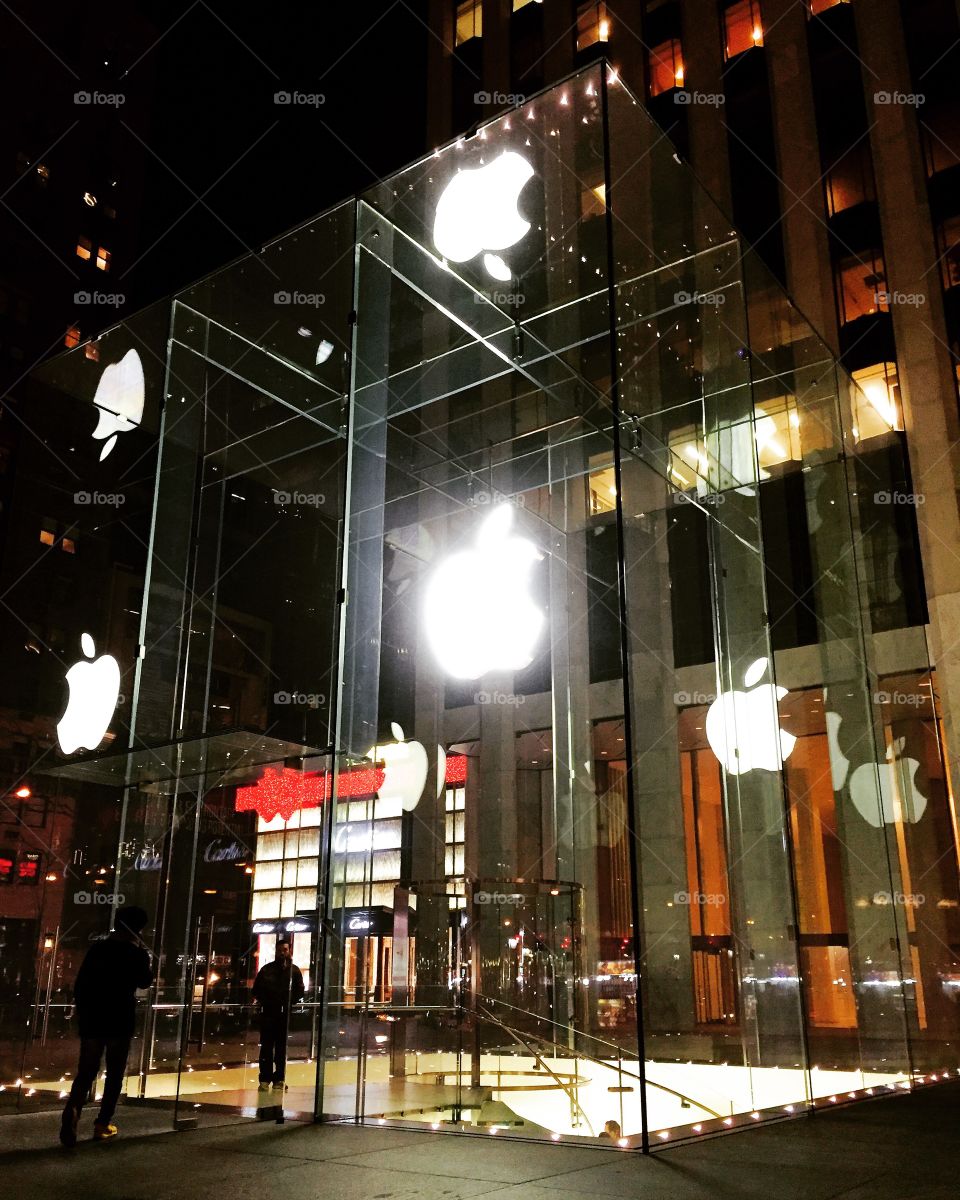 Glass Apple Store, NYC!