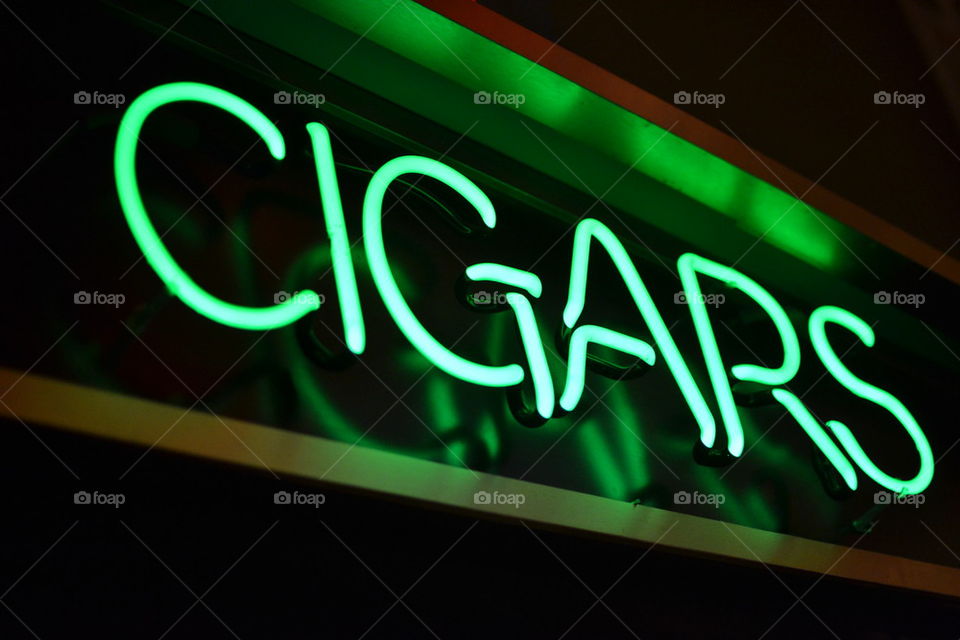 "Ceci n'est pas une pipe."