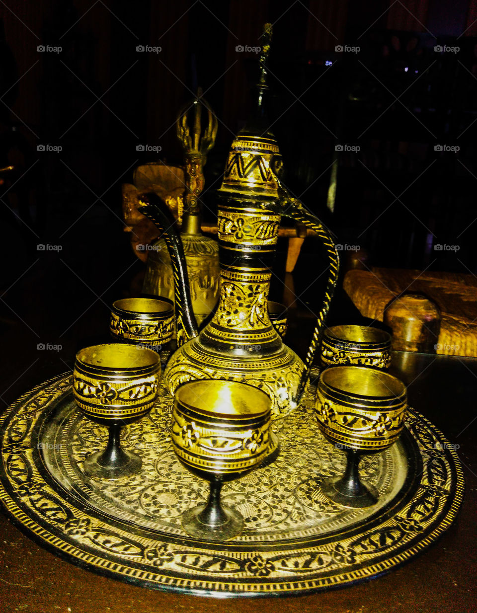 Dallah with goblets