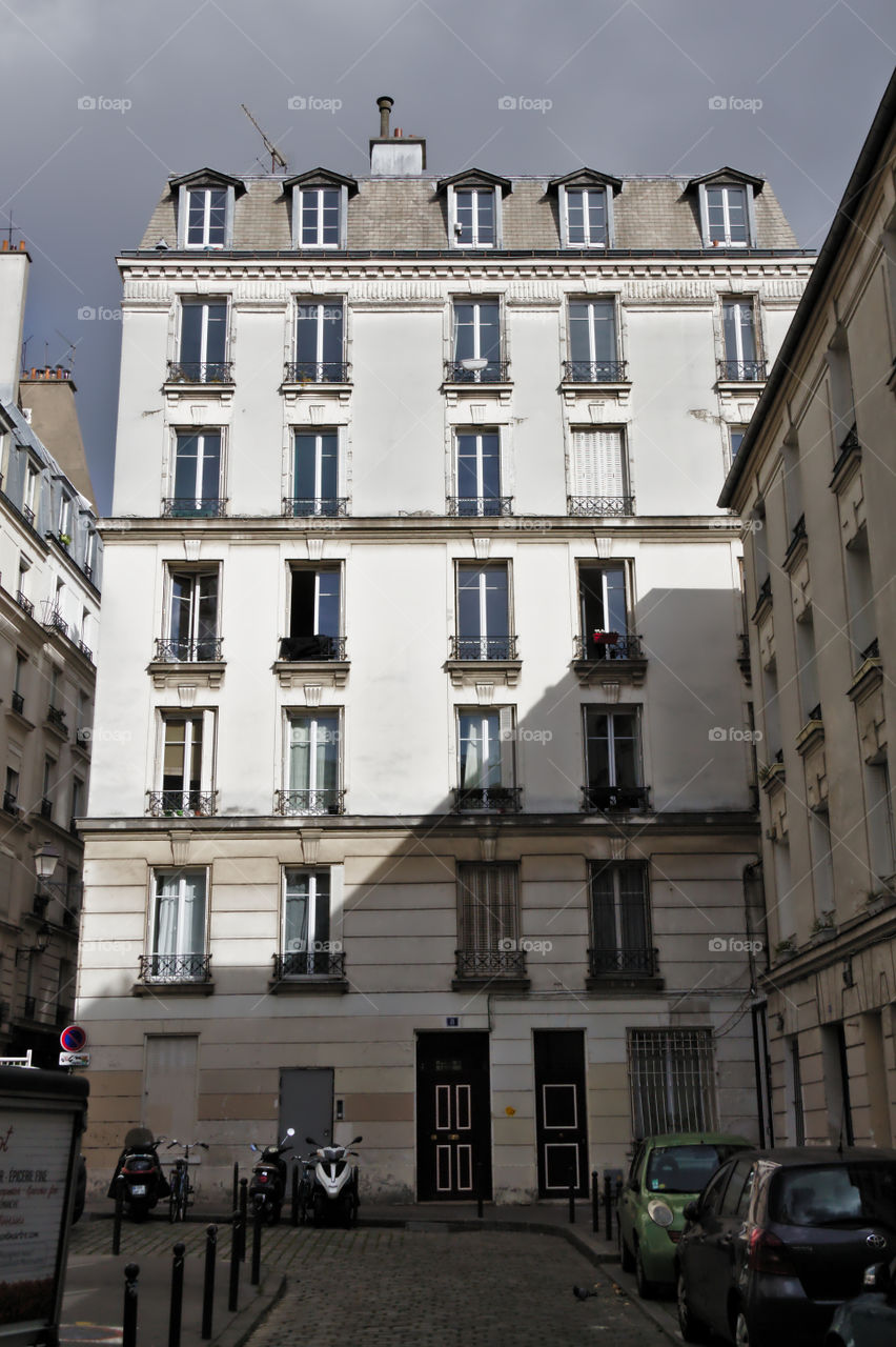 old houses in paris france