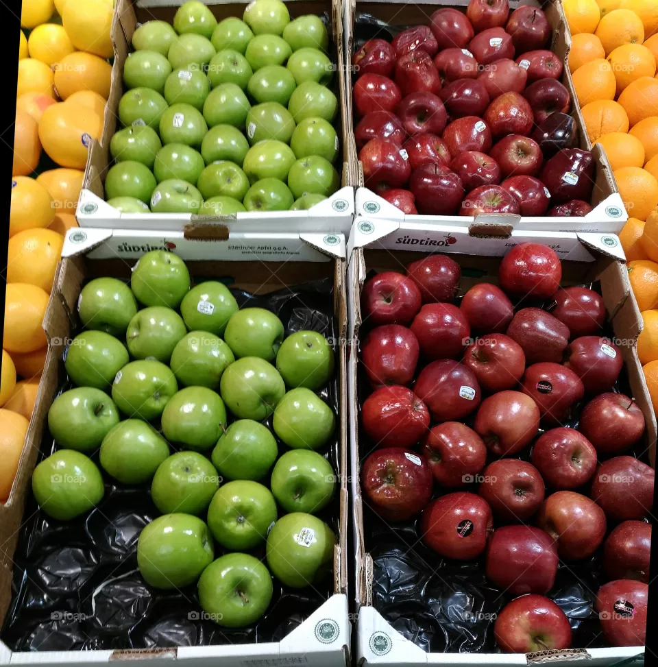 apples
