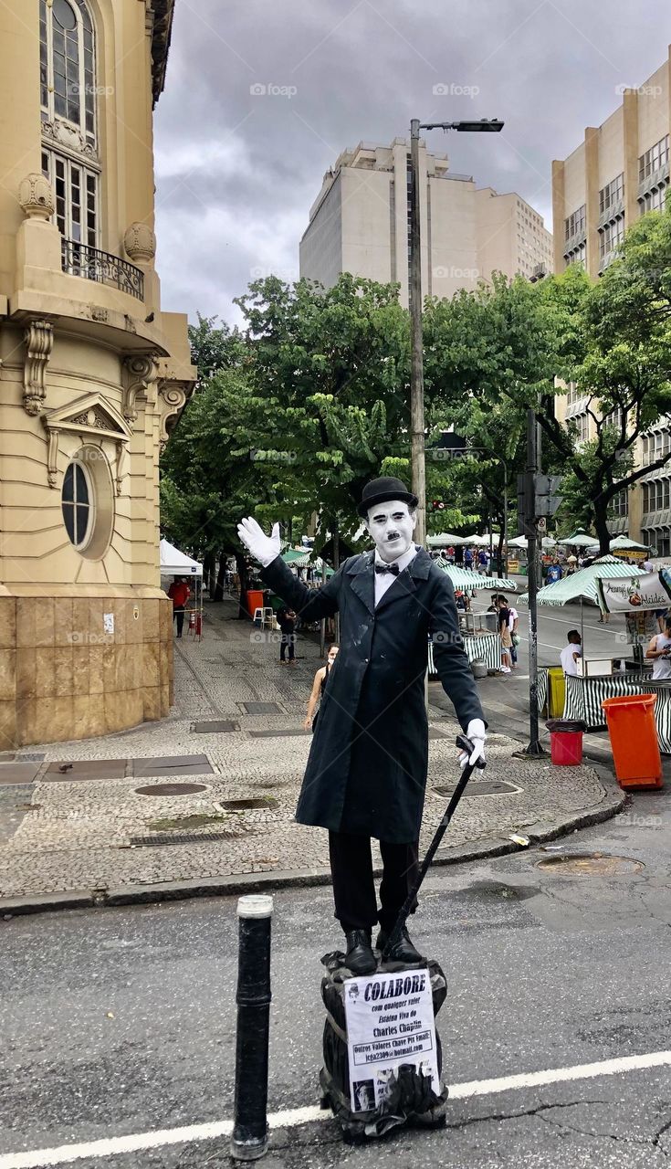 Charles Chaplin cover. Belo Horizonte . MG.