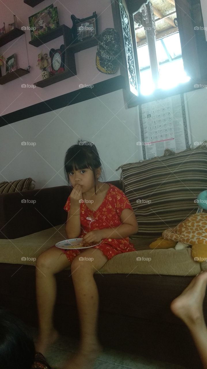 my little girl want to eat