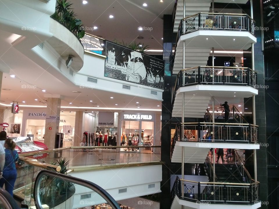 Shopping center.  Santos Brasil
