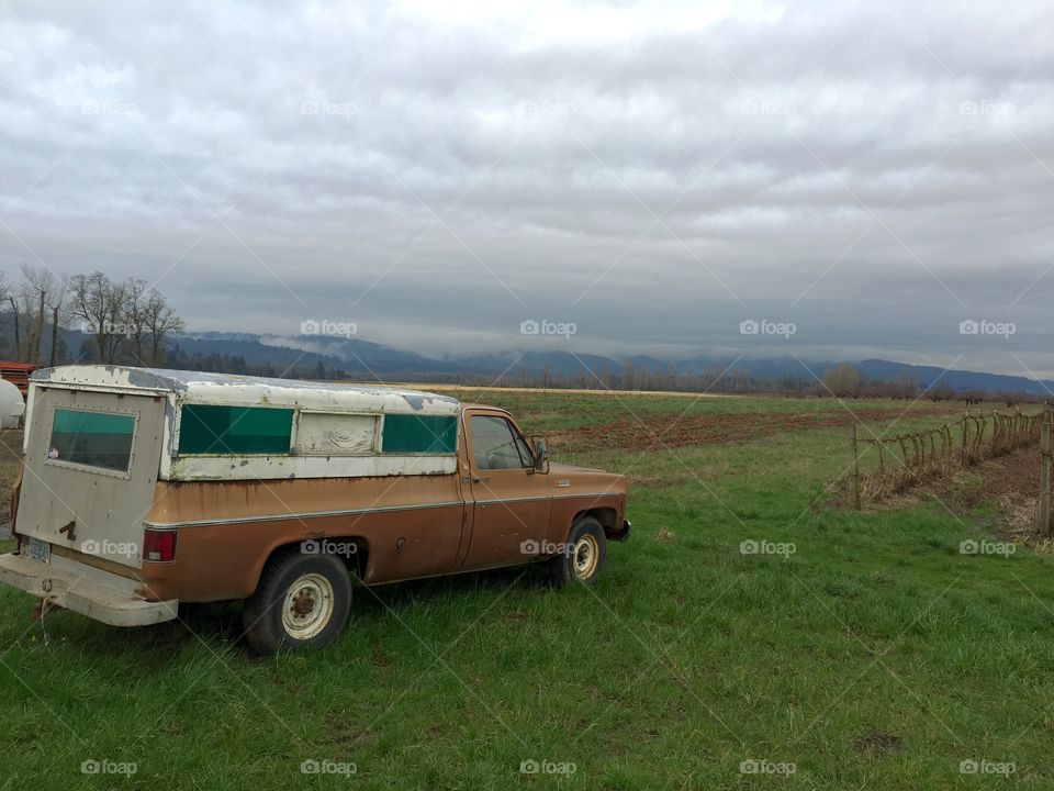 Retro Grunge Farm Truck