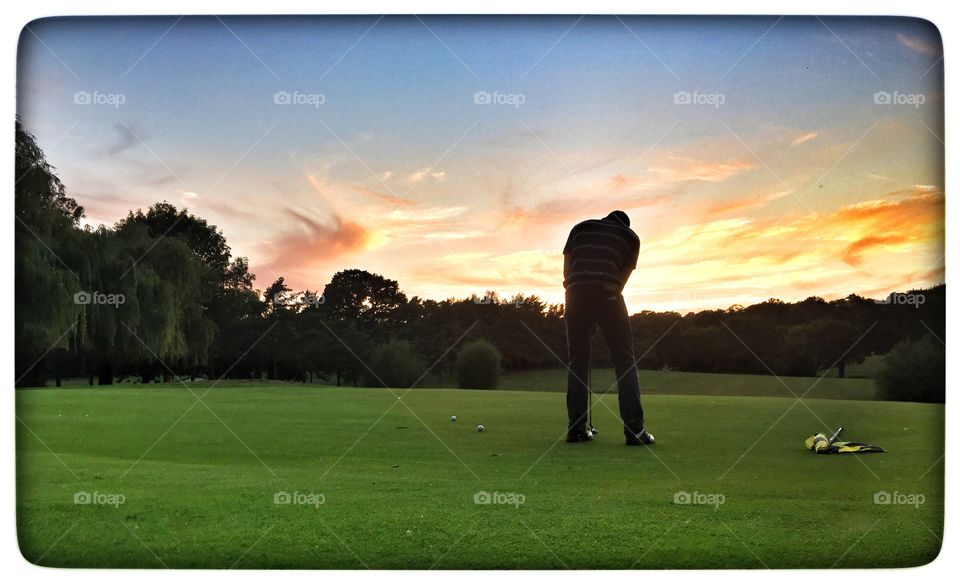 Sunset putting