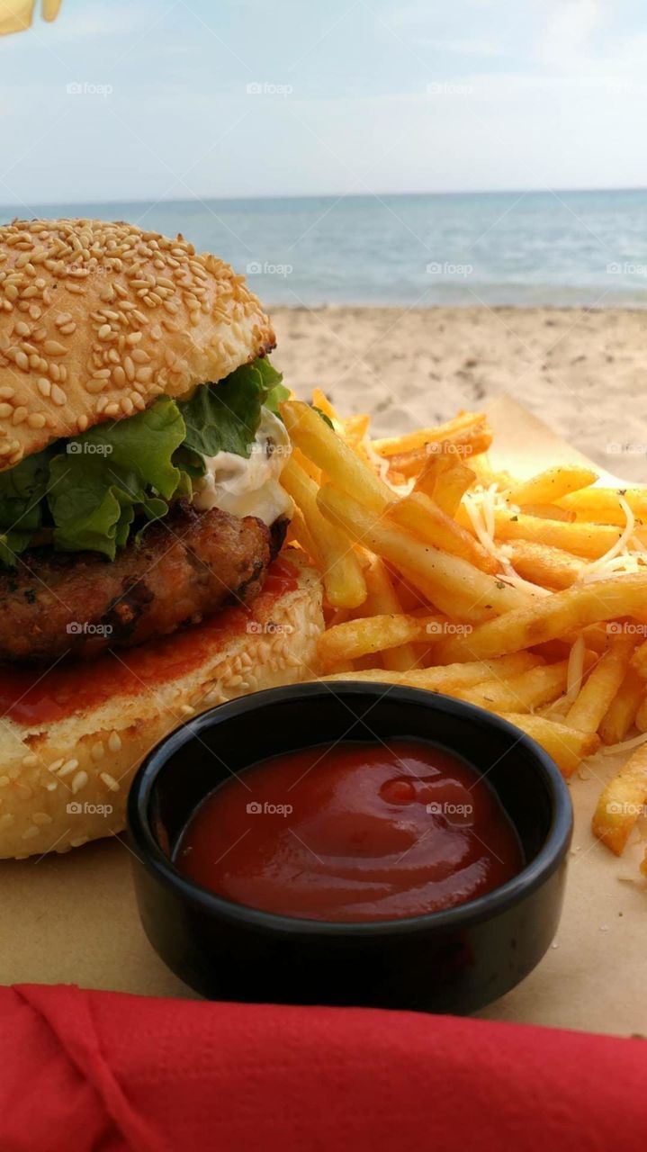 Burger by the sea