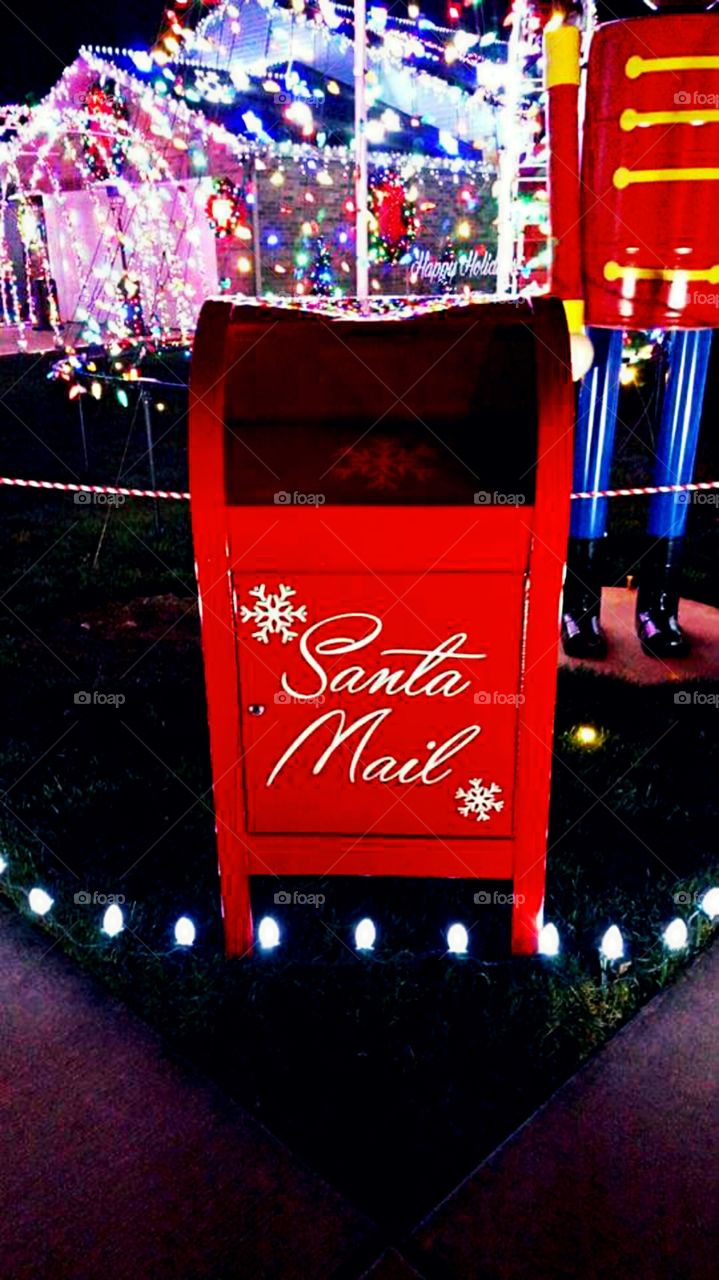 Santa's Magic Mailbox