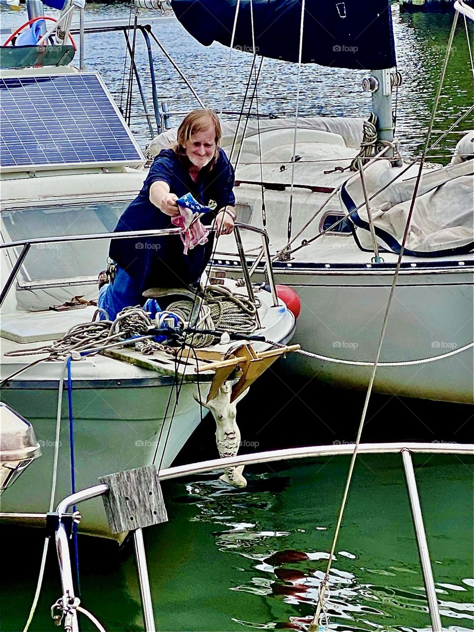 Most boats used to come with figureheads or mascots tied to their front deck that were supposed to protect it. Nowadays this is not as much the case anymore. When we got this one in 2018 we inherited “Jonie G”, the mermaid. 2022. Hypnotic Productions