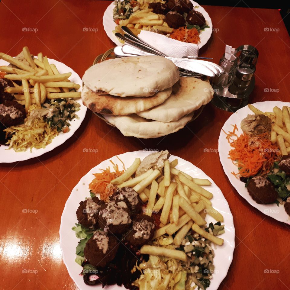 our meal in Belgrade - falafel