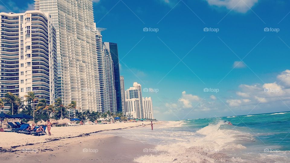 Miami sunny isle