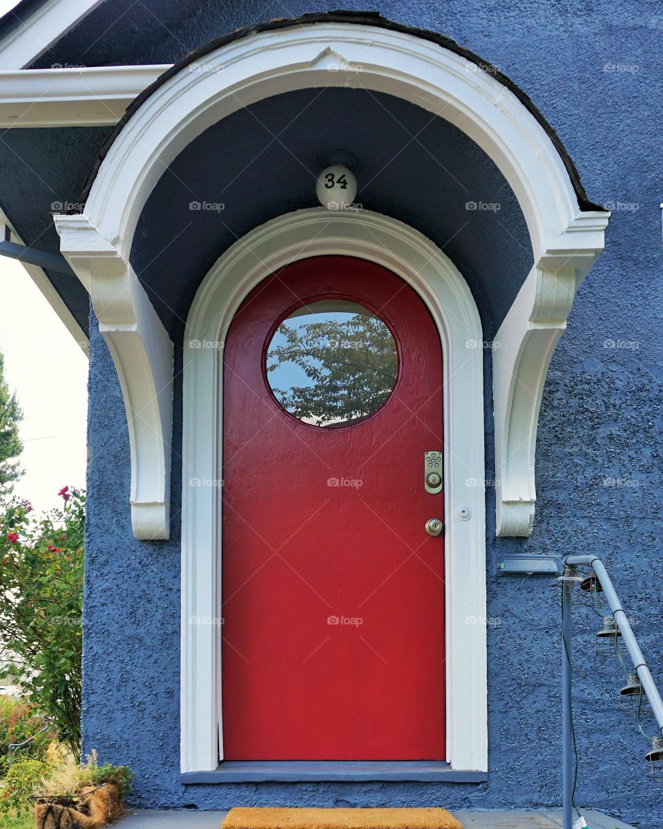 Home 34. One of my favorite home entry ways I've seen.