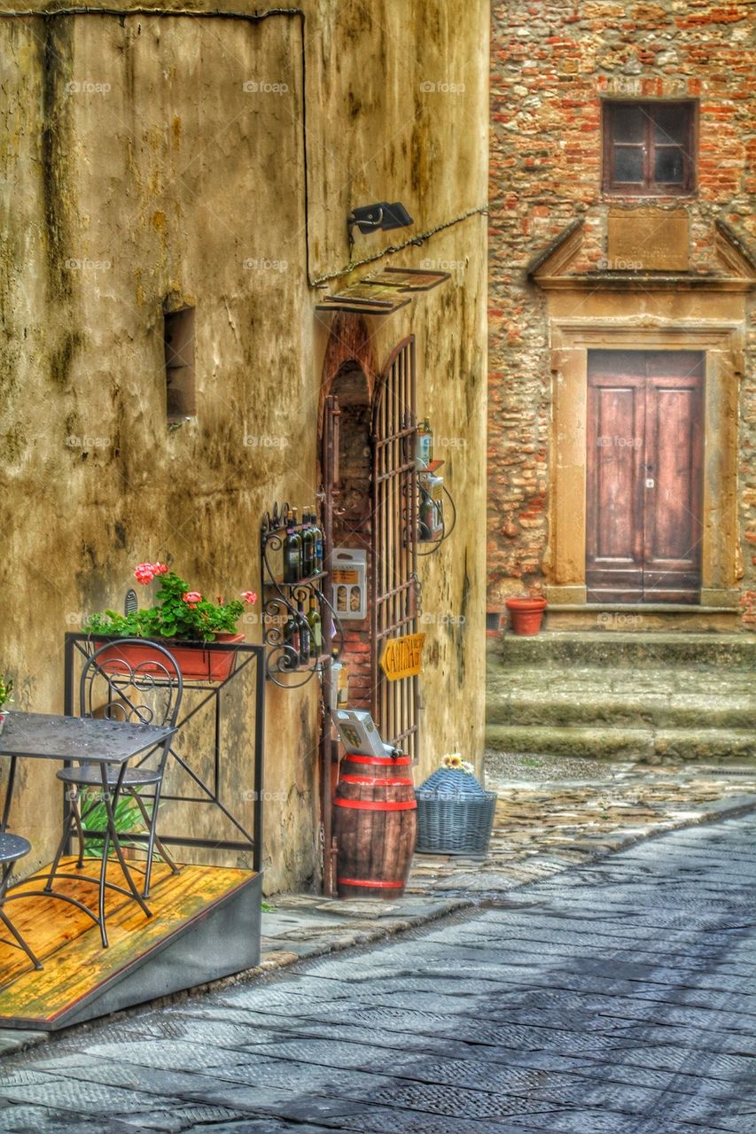 Streets of Tuscany 