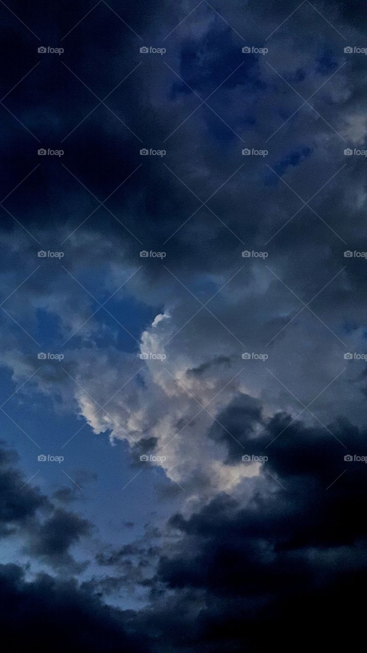Acuarela Clouds