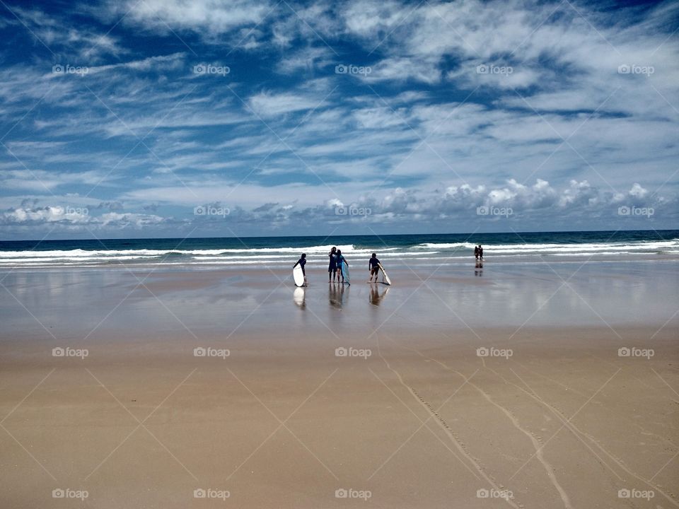 surf praia beach brasil Bahia mar sea water surfista surfer sand waves