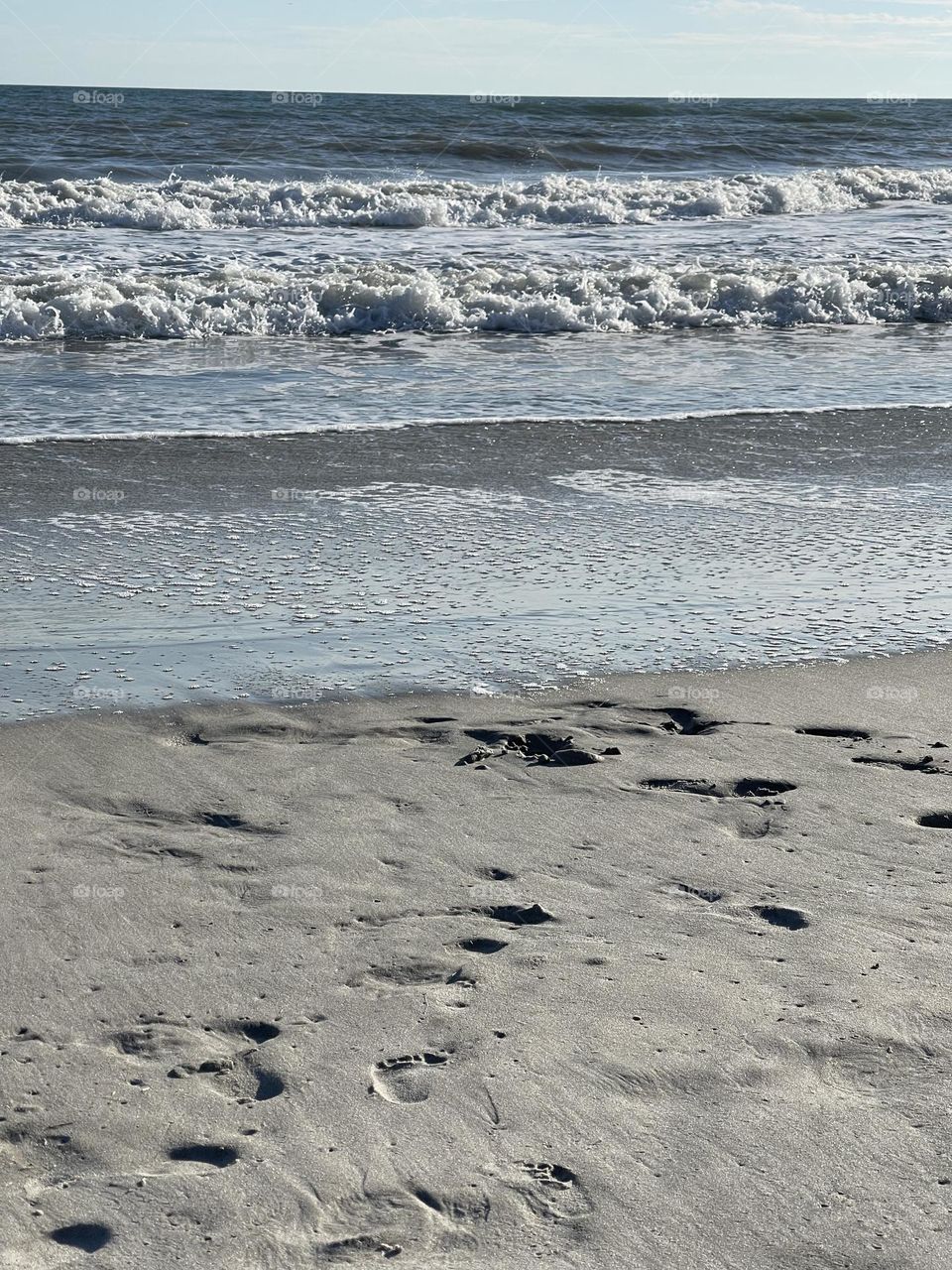 Choppy waves along the Eastern Coastline at Beach. 
