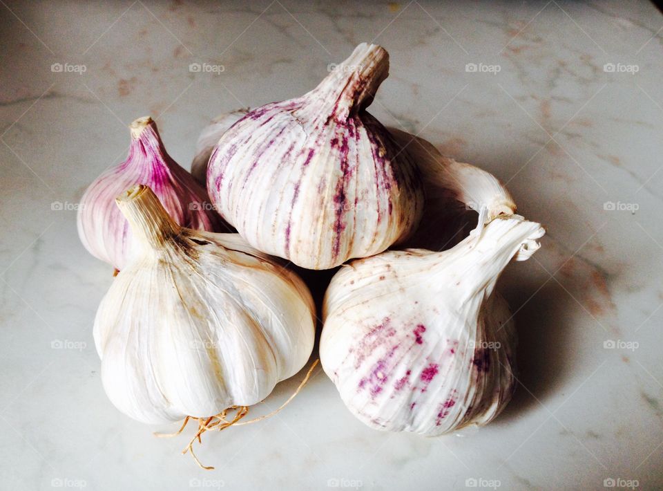 do you want to have want you healthy, the consumption of garlic will give you that!