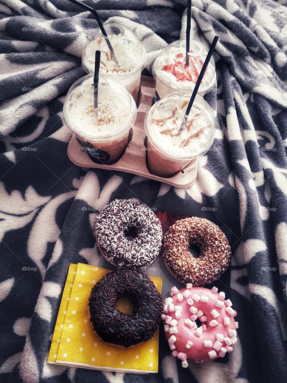 Eat food yummy served day part form circle shape beauty shades Light Black White construction donut Coffee drink color colorful snack maciato cappuchino