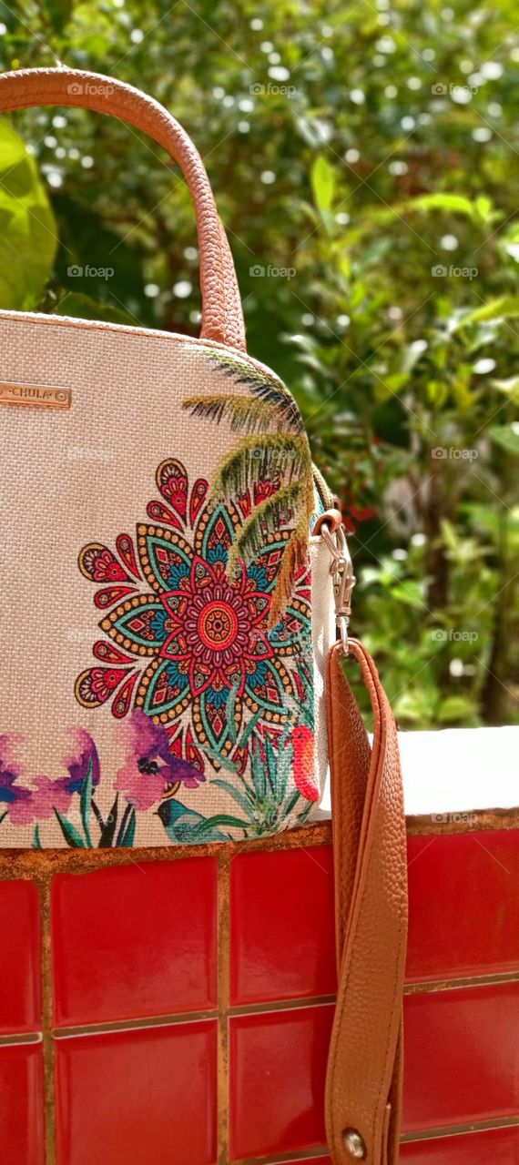 Explosion of colors, inspiration from nature.