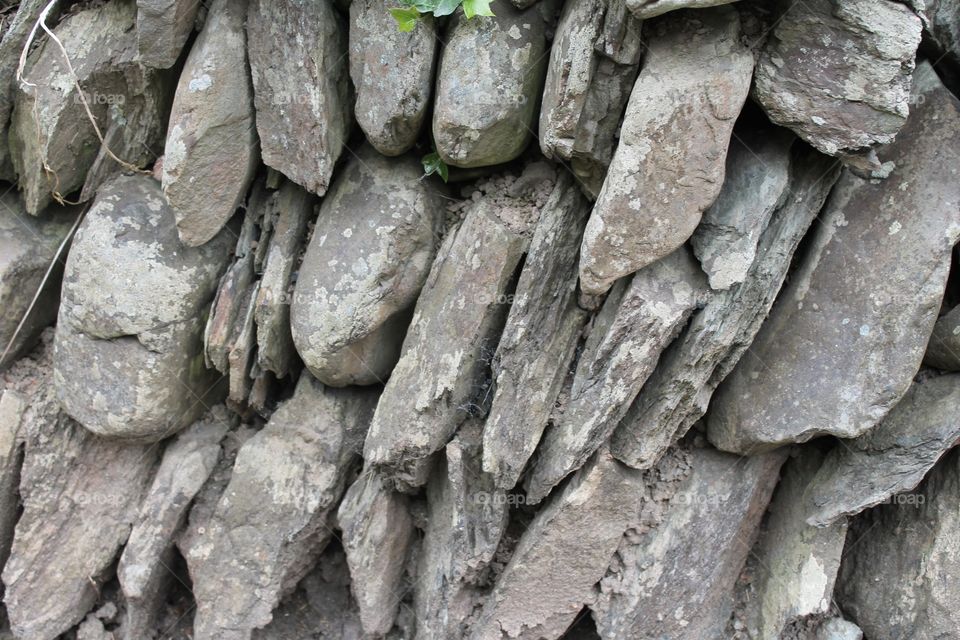 Dry stone wall pattern 