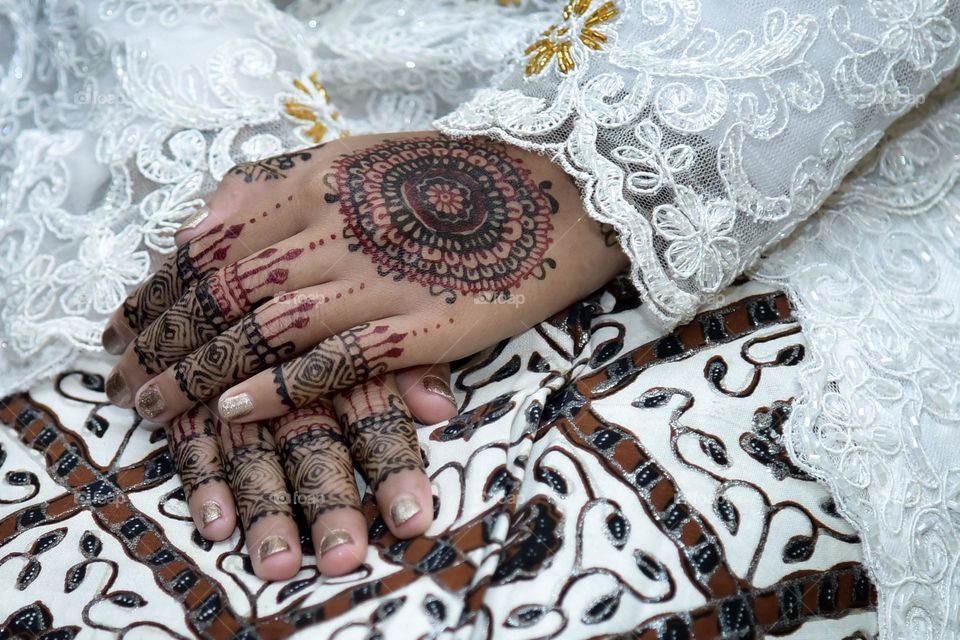 The main function of nails is to protect the fingertips which are soft and full of nerves, and enhance touch. Nails are not part of the bone but are made of a protein called keratin. Keratin is not only found in nails, but also in skin and hair.