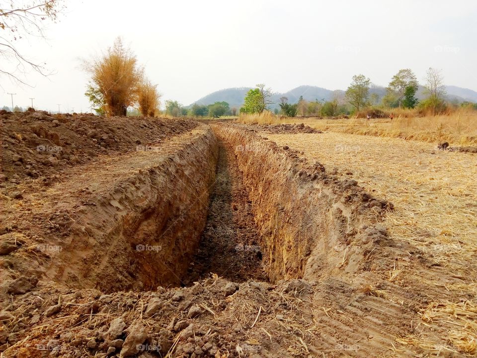 canal,digging