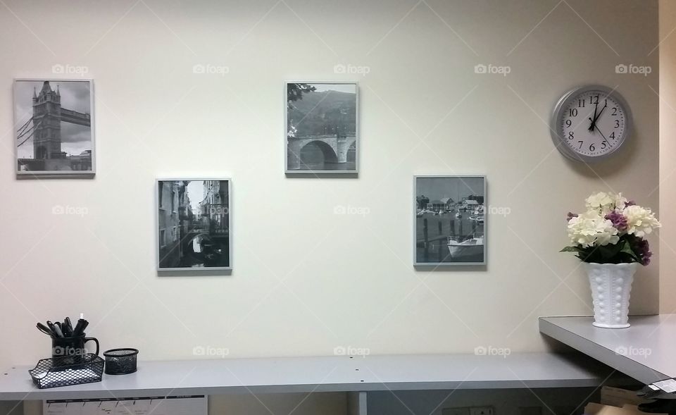 Nondescript Office Decor