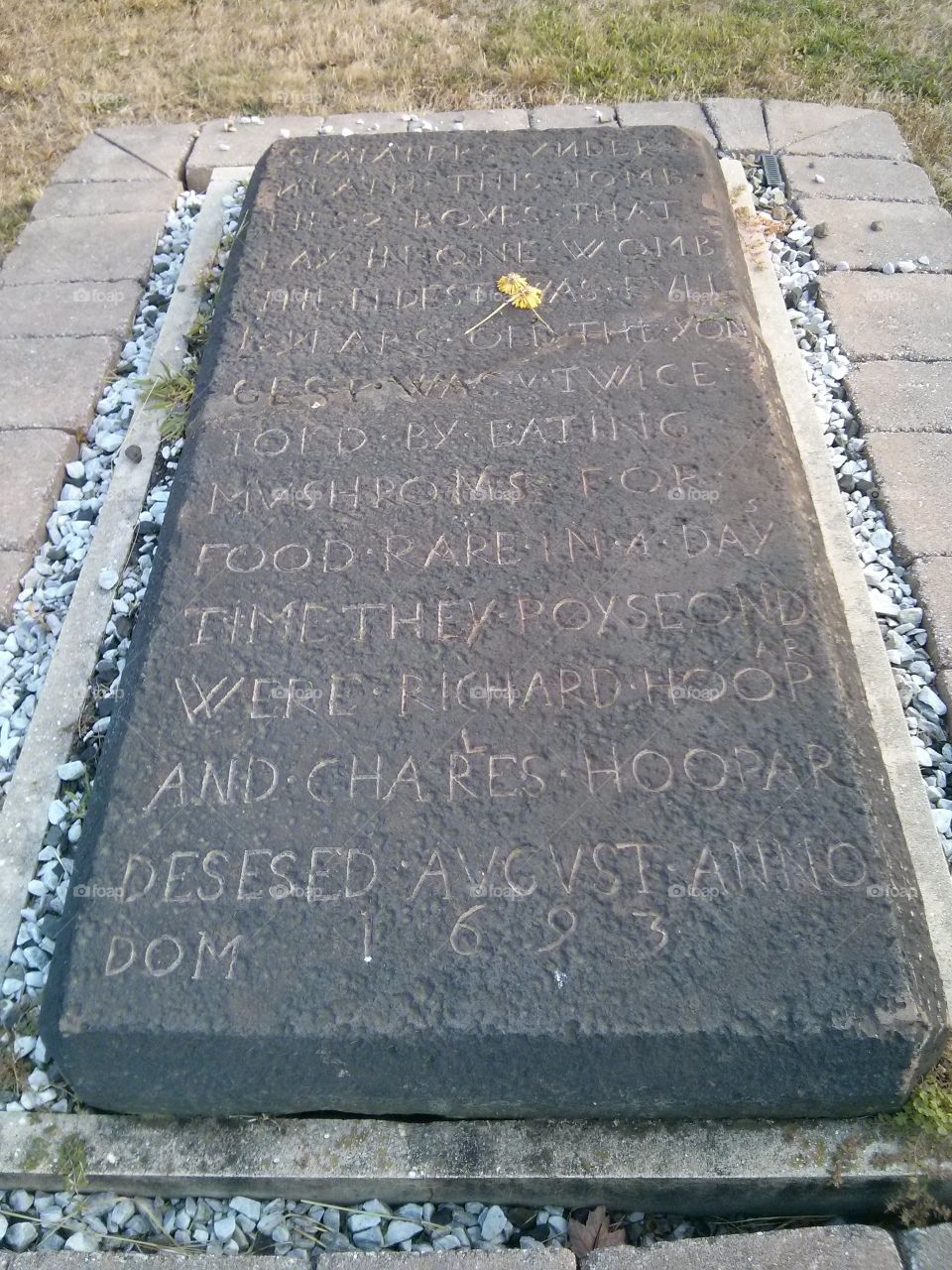 Piscatawaytown Burial ground tombstone