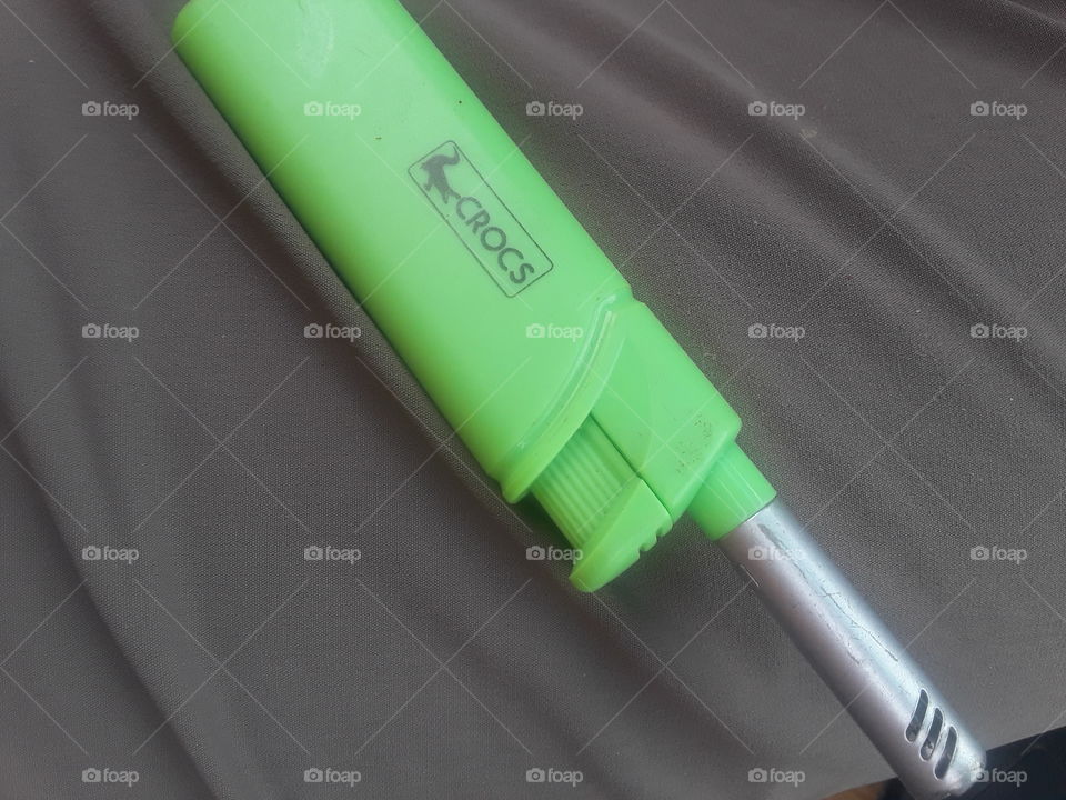 crocs lighter