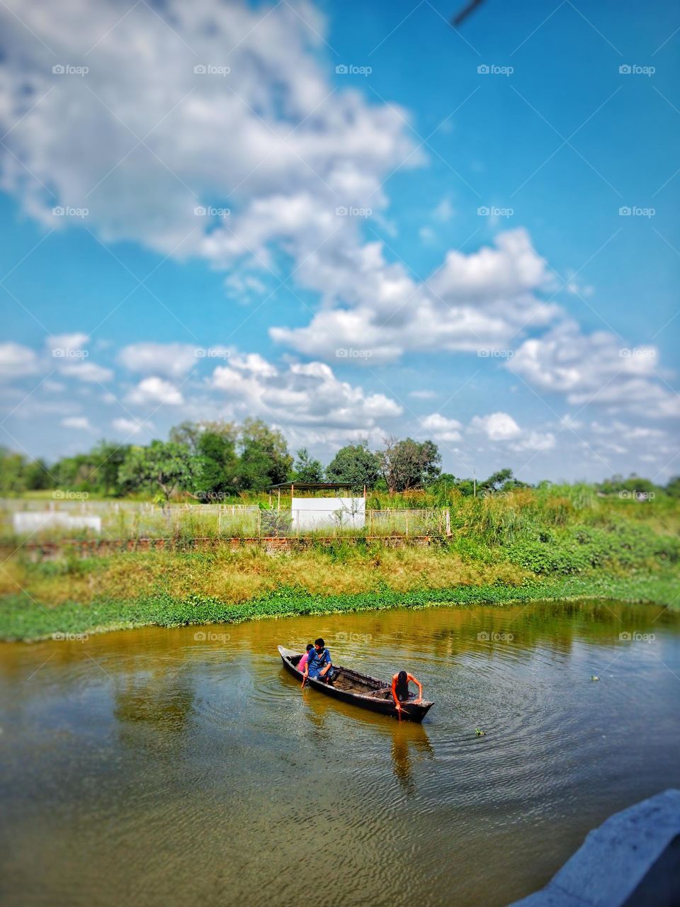 Children's playing on the boat ⛵