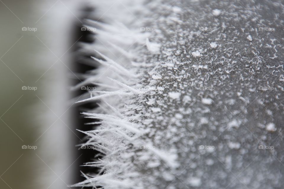 A closer look at the ice needles 