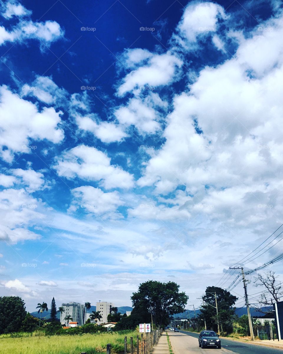 Existe combinação mais perfeita que o #azul e o #verde?
Obrigado, Mãe #Natureza!
📸
#FotografiaÉnossoHobby
#Serra do #Japi
#Paisagem