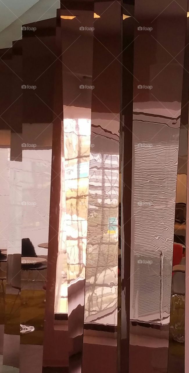 Cool mirror effect for background