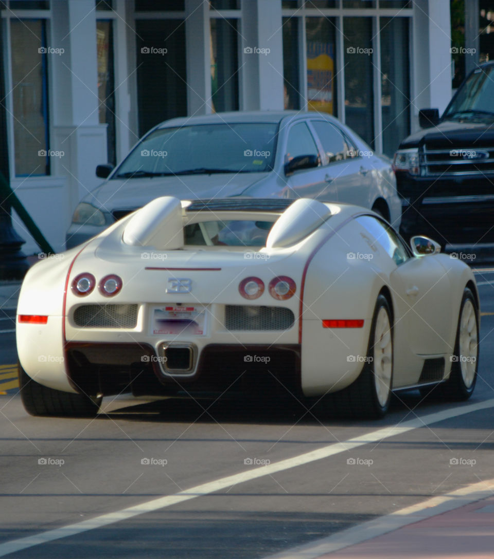 Bugatti EB 16.4 Veyron! This is one special car, cruising down the strip on Miami Beach! Eye catching!