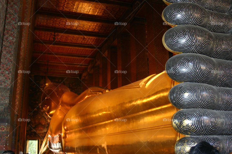 Reclining Buddha