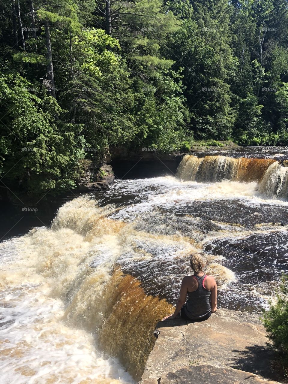 Tahquamenon falls