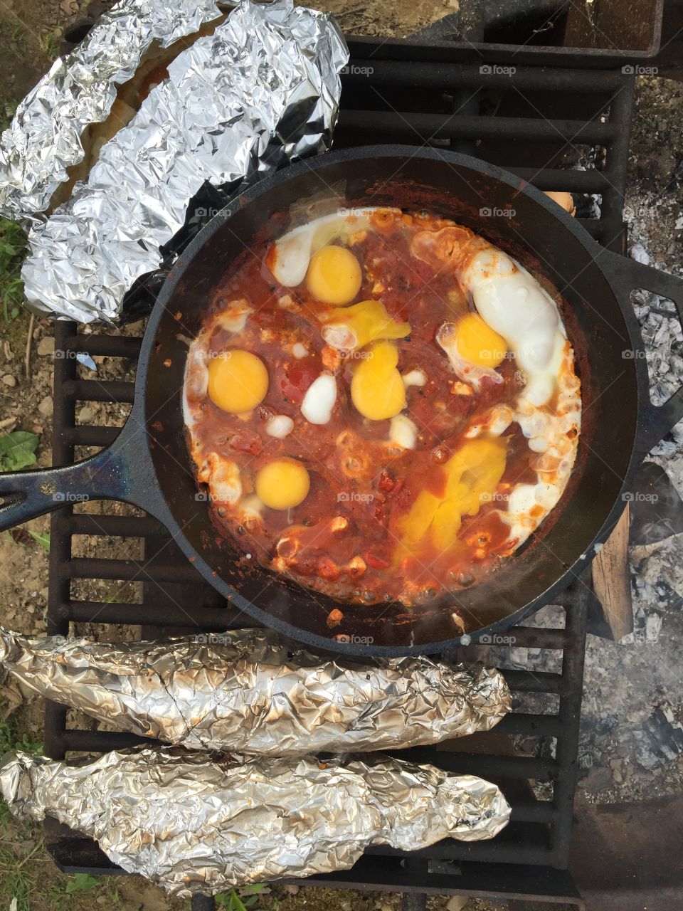 Shakshuka on the fire 