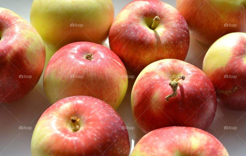 apple fruits healthy food harvest