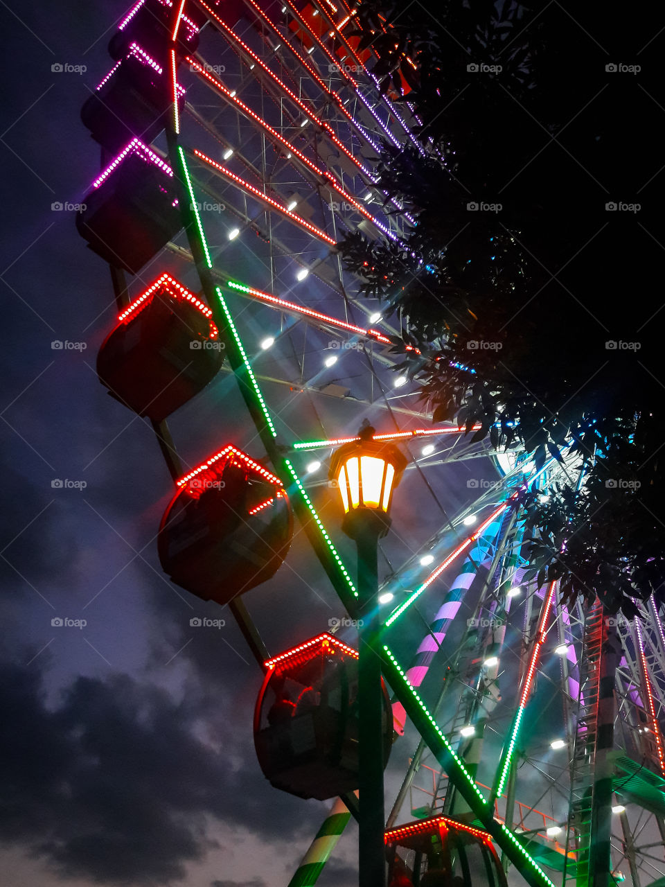 Colorful ferris wheel