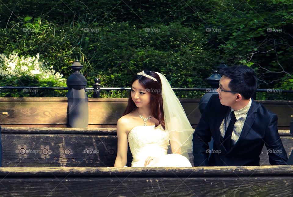 Photo shoot at golden hour. A newly wedded couple getting ready for a photoshoot in the golden hour! @central park New York 